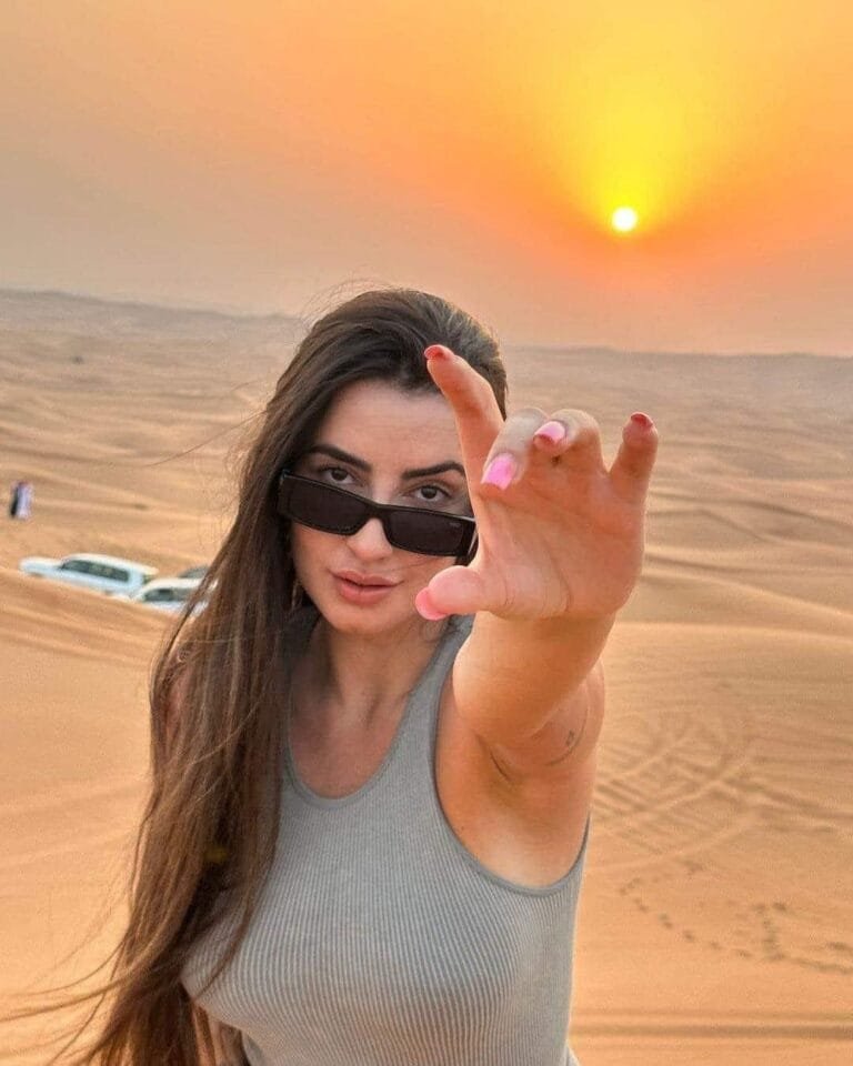 desert safari belly dance entertainment