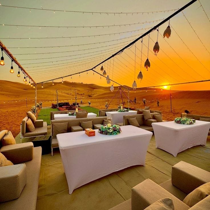 The operator’s private camp set for an exclusive evening